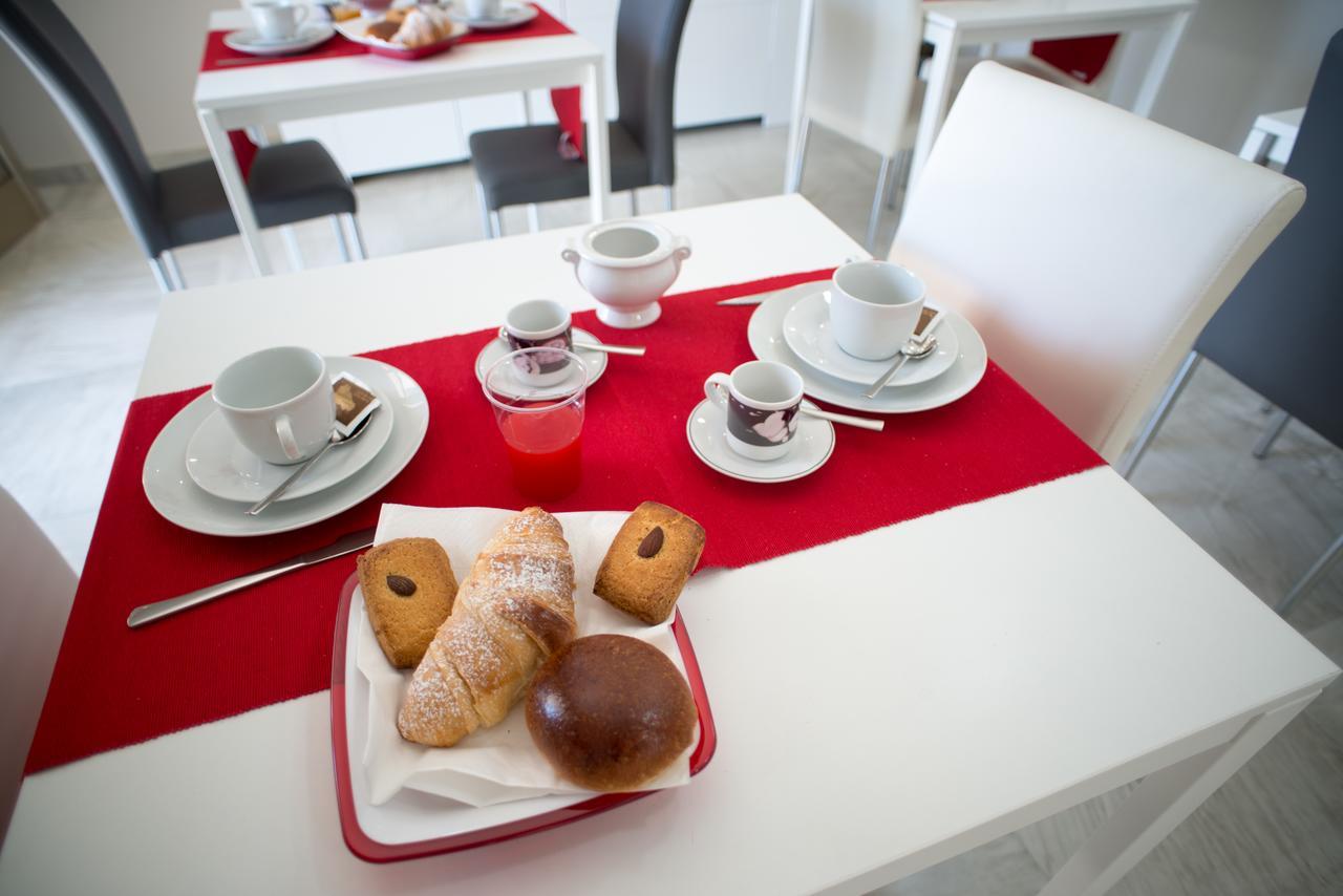 Riva Del Sol Acomodação com café da manhã Santa Teresa Di Riva Exterior foto